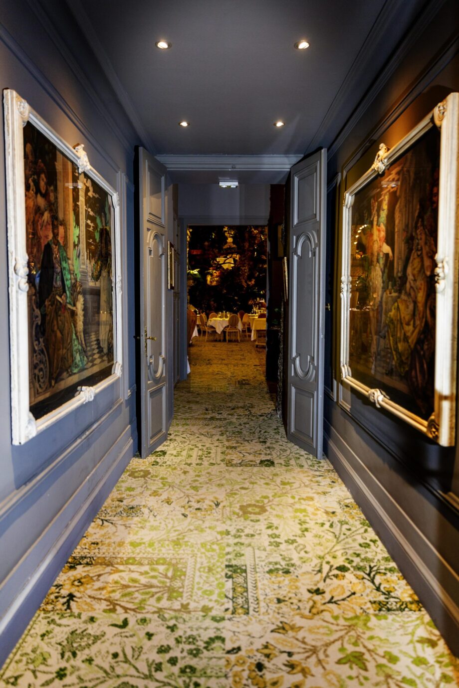 Entrée du restaurant Le Chapon fin une Rénovation par l'agence d'architecture intérieure David Dalidec