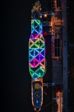 vue de dessus oz boat Lyon illuminé